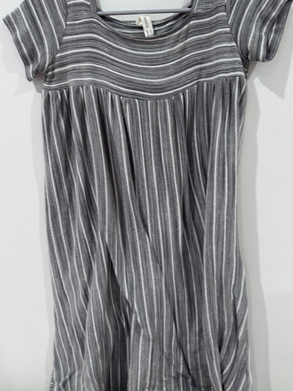 grey dress